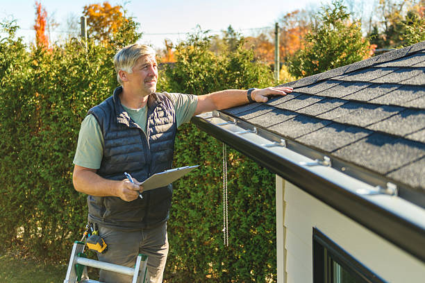 Professional Roofing technician working in Oak Grove, MO